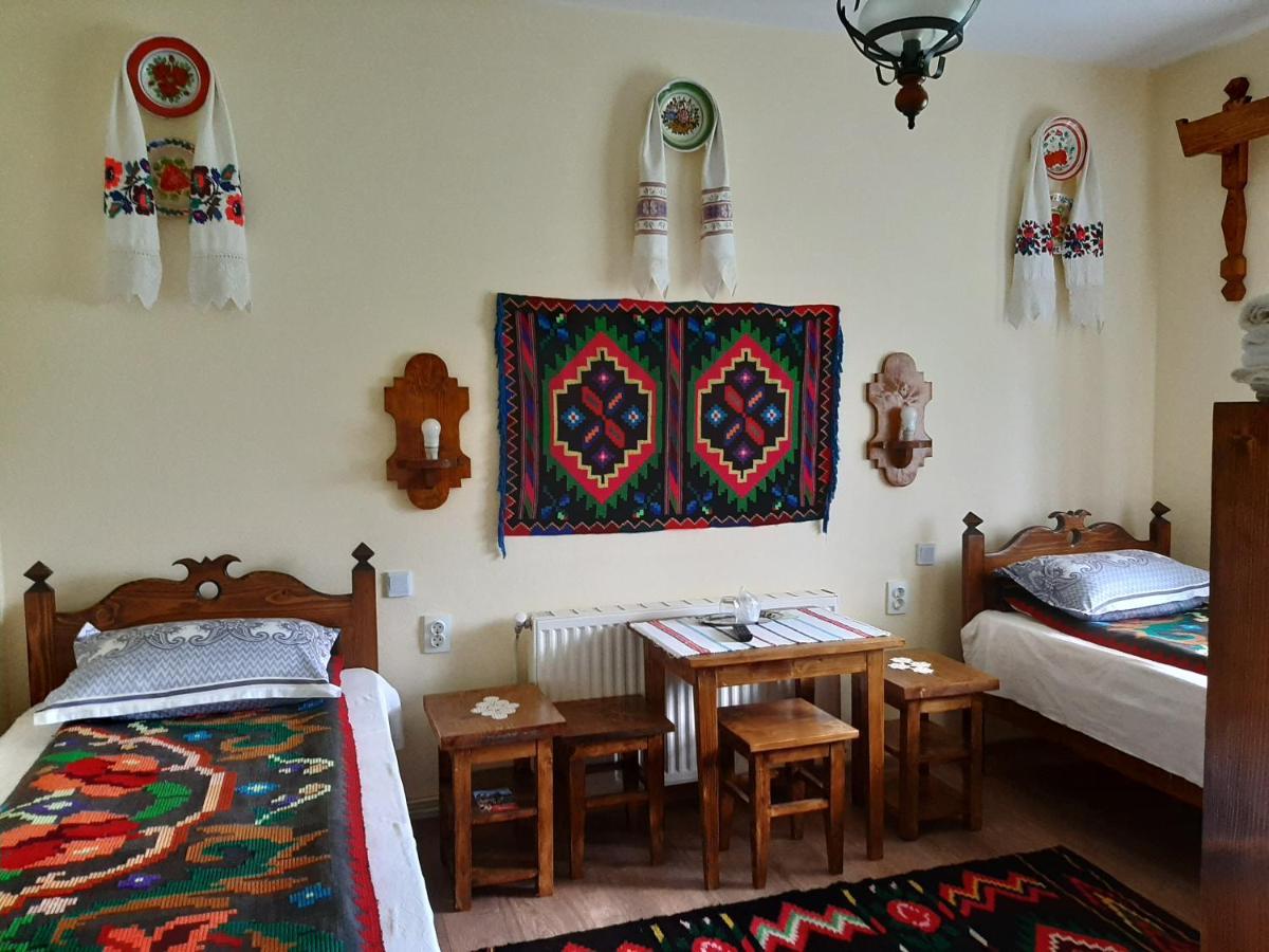 Casa Muntean Hotell Vadu Izei Exteriör bild