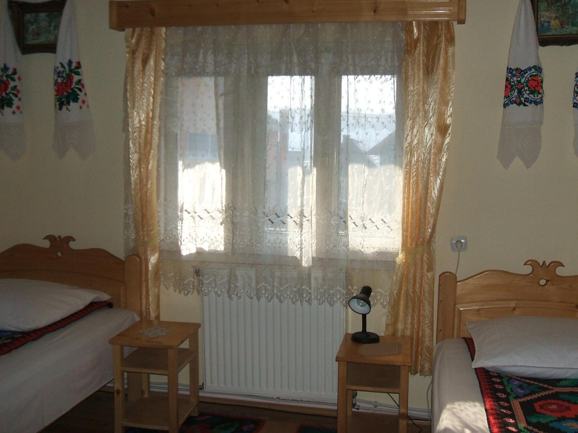 Casa Muntean Hotell Vadu Izei Exteriör bild